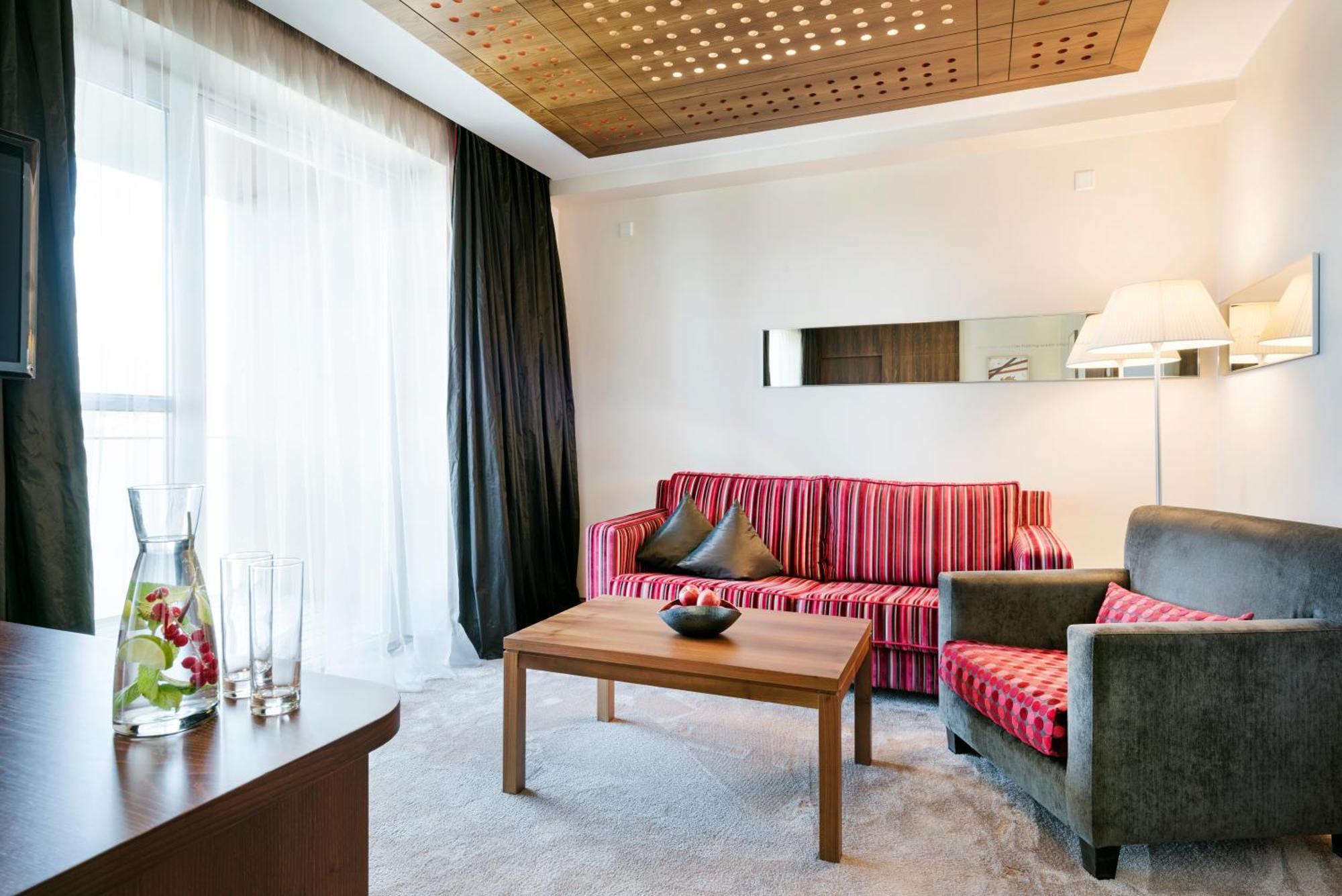 Revital Resort Aspach ภายนอก รูปภาพ